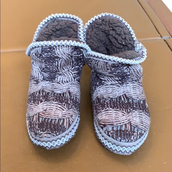 mukluk slippers